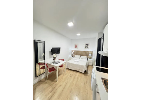 Mieszkanie do wynajęcia - Calle de Vallehermoso Madrid, Hiszpania, 21 m², 1451 USD (5573 PLN), NET-99280432