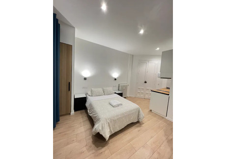 Mieszkanie do wynajęcia - Calle de Alberto Aguilera Madrid, Hiszpania, 34 m², 1673 USD (6844 PLN), NET-99280485