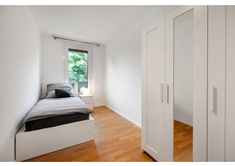 Mieszkanie do wynajęcia - Varnhagenstraße Munich, Niemcy, 83 m², 840 USD (3369 PLN), NET-99317659