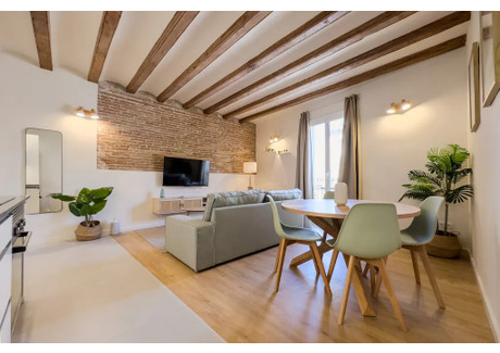 Mieszkanie do wynajęcia - Carrer de Sant Antoni Abat Barcelona, Hiszpania, 60 m², 1816 USD (7283 PLN), NET-99570194