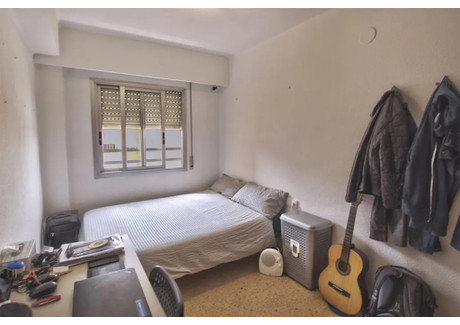 Mieszkanie do wynajęcia - Carrer Explorador Andrés Valencia, Hiszpania, 226 m², 425 USD (1705 PLN), NET-99623897