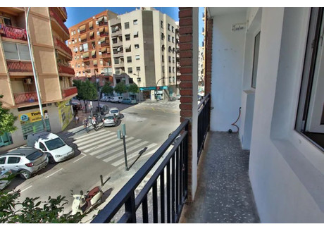 Mieszkanie do wynajęcia - Carrer d'Emili Baró Valencia, Hiszpania, 84 m², 1392 USD (5387 PLN), NET-99623947