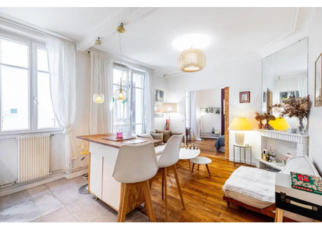 Mieszkanie do wynajęcia - Rue d'Orsel Paris, Francja, 45 m², 3525 USD (14 733 PLN), NET-99726832