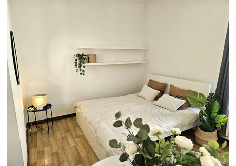 Mieszkanie do wynajęcia - Rue Cuerens Brussels, Belgia, 35 m², 912 USD (3500 PLN), NET-99775259