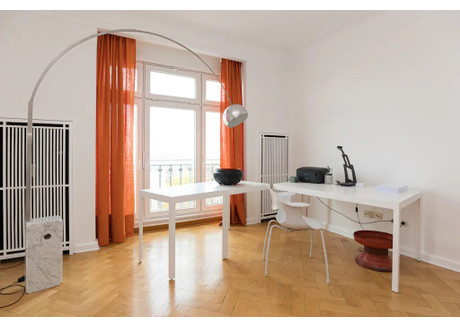 Mieszkanie do wynajęcia - Strausberger Platz Berlin, Niemcy, 55 m², 2686 USD (10 502 PLN), NET-99827890