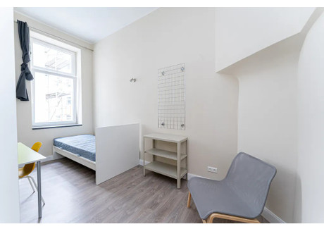 Mieszkanie do wynajęcia - Leibnizstraße Berlin, Niemcy, 104 m², 780 USD (3236 PLN), NET-99874896