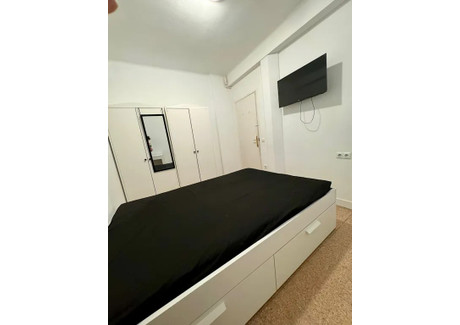 Mieszkanie do wynajęcia - Travessera de Gràcia Barcelona, Hiszpania, 50 m², 618 USD (2565 PLN), NET-99903007