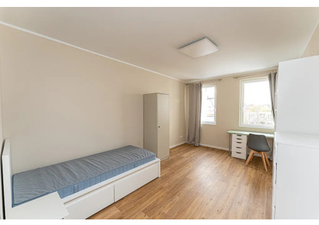 Mieszkanie do wynajęcia - Leibnizstraße Berlin, Niemcy, 103,01 m², 1223 USD (4735 PLN), NET-99903532