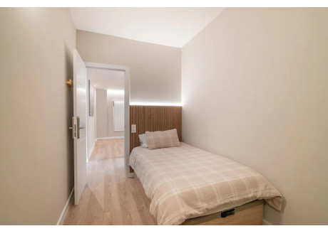 Mieszkanie do wynajęcia - Carrer d'Aragó Barcelona, Hiszpania, 120 m², 980 USD (3939 PLN), NET-99923515