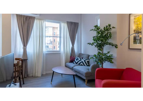 Mieszkanie do wynajęcia - Calle de Rafael Salgado Madrid, Hiszpania, 50 m², 1286 USD (5182 PLN), NET-92839214