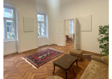 Mieszkanie do wynajęcia - Gußhausstraße Vienna, Austria, 90 m², 1941 USD (7472 PLN), NET-92987660