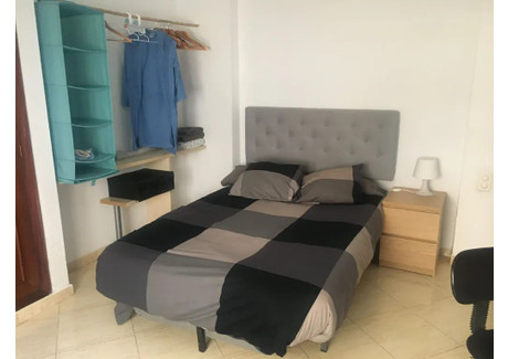 Mieszkanie do wynajęcia - Carrer de la Barcelonina Valencia, Hiszpania, 120 m², 530 USD (2126 PLN), NET-93093601