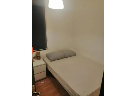 Mieszkanie do wynajęcia - Carrer de Martínez de la Rosa Barcelona, Hiszpania, 66 m², 466 USD (1823 PLN), NET-93093865