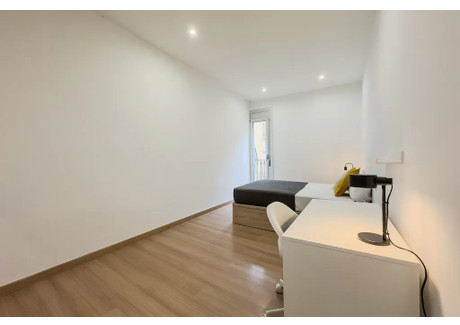 Mieszkanie do wynajęcia - Carrer Nou de la Rambla Barcelona, Hiszpania, 70 m², 662 USD (2588 PLN), NET-93308235