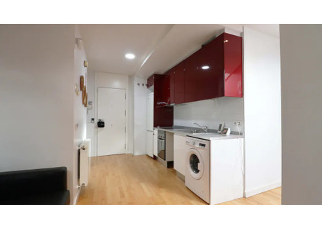 Mieszkanie do wynajęcia - Calle de la Pasa Madrid, Hiszpania, 45 m², 1579 USD (6346 PLN), NET-93615781