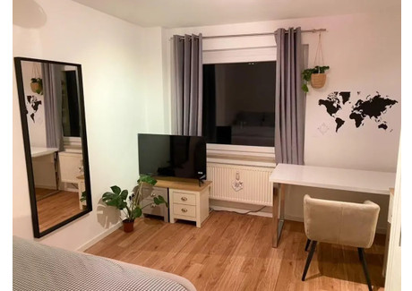 Mieszkanie do wynajęcia - Parkstraße Frankfurt Am Main, Niemcy, 75 m², 942 USD (3936 PLN), NET-93818448