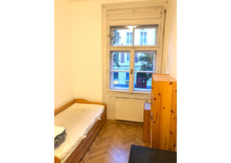 Mieszkanie do wynajęcia - Pacsirtamező utca Budapest, Węgry, 160 m², 312 USD (1278 PLN), NET-93993964