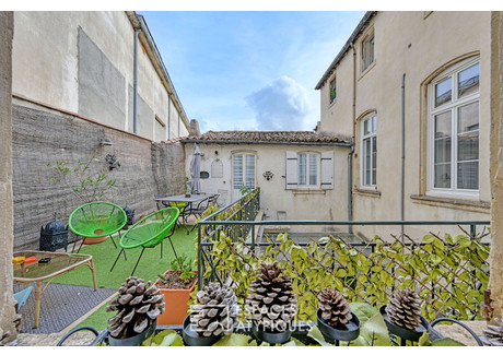 Mieszkanie na sprzedaż - Nimes, Francja, 225 m², 714 014 USD (2 920 316 PLN), NET-102263567