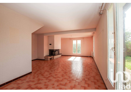 Dom na sprzedaż - Saint-Memmie, Francja, 140 m², 216 102 USD (896 824 PLN), NET-100457709