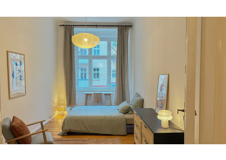 Mieszkanie do wynajęcia - Brückenstraße Berlin, Niemcy, 104 m², 915 USD (3752 PLN), NET-102491866