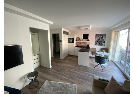 Mieszkanie do wynajęcia - Brunnenstraße Düsseldorf, Niemcy, 34 m², 1341 USD (5567 PLN), NET-65785096