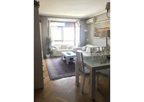 Mieszkanie do wynajęcia - Calle de Julián Rabanedo Madrid, Hiszpania, 105 m², 2238 USD (8594 PLN), NET-65787928