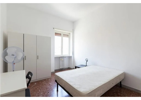 Mieszkanie do wynajęcia - Via Filippi Rome, Włochy, 150 m², 871 USD (3345 PLN), NET-65792420