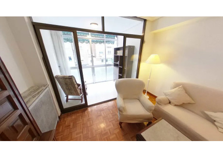 Mieszkanie do wynajęcia - Calle San Delfín Madrid, Hiszpania, 99 m², 1853 USD (7114 PLN), NET-94288471