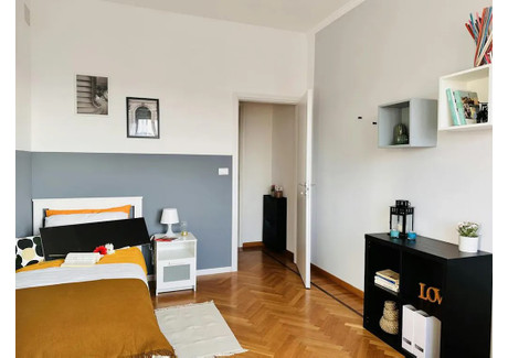 Mieszkanie do wynajęcia - Piazza Nizza Turin, Włochy, 200 m², 631 USD (2484 PLN), NET-94676813