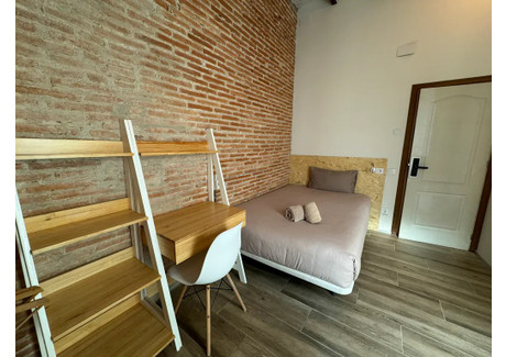 Mieszkanie do wynajęcia - Travessera de Gràcia Barcelona, Hiszpania, 60 m², 598 USD (2396 PLN), NET-94677742