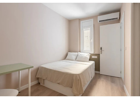 Mieszkanie do wynajęcia - Carrer d'Aragó Barcelona, Hiszpania, 120 m², 1086 USD (4277 PLN), NET-95006521