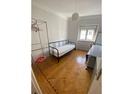 Mieszkanie do wynajęcia - Rua Francisco de Holanda Lisbon, Portugalia, 75 m², 529 USD (2213 PLN), NET-95170353