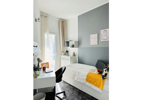 Mieszkanie do wynajęcia - Via Tripoli Turin, Włochy, 140 m², 545 USD (2146 PLN), NET-95387357