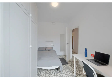 Mieszkanie do wynajęcia - Carrer de Còrsega Barcelona, Hiszpania, 69 m², 1032 USD (4316 PLN), NET-95746498