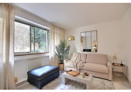 Mieszkanie do wynajęcia - Rue Saint-Lazare Paris, Francja, 29 m², 1898 USD (7420 PLN), NET-95865075