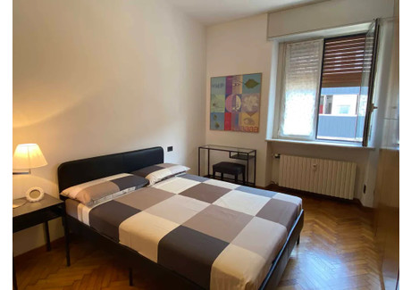 Mieszkanie do wynajęcia - Via Carlo Boncompagni Milan, Włochy, 70 m², 1813 USD (6961 PLN), NET-96450975