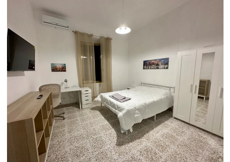 Mieszkanie do wynajęcia - Viale dello Scalo San Lorenzo Rome, Włochy, 110 m², 791 USD (3235 PLN), NET-96637457