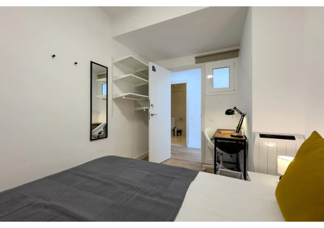 Mieszkanie do wynajęcia - Carrer del Rosselló Barcelona, Hiszpania, 110 m², 704 USD (2807 PLN), NET-96989678