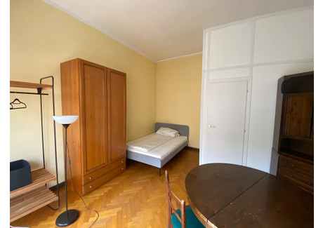 Mieszkanie do wynajęcia - Via Fratelli Ruspoli Rome, Włochy, 200 m², 714 USD (2741 PLN), NET-97841610