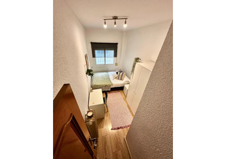 Mieszkanie do wynajęcia - Passeig de Maragall Barcelona, Hiszpania, 140 m², 621 USD (2578 PLN), NET-99317517