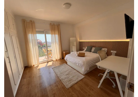 Dom do wynajęcia - Carrer de Veciana Barcelona, Hiszpania, 200 m², 964 USD (4028 PLN), NET-99570232