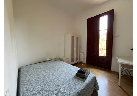 Mieszkanie do wynajęcia - Carrer del Bruc Barcelona, Hiszpania, 240 m², 592 USD (2423 PLN), NET-90195364