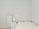Mieszkanie do wynajęcia - Calle Montserrat Madrid, Hiszpania, 99 m², 630 USD (2481 PLN), NET-90195691