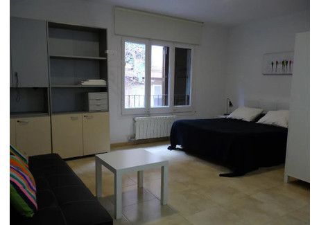 Dom do wynajęcia - Carrer de Sant Eudald Barcelona, Hiszpania, 350 m², 1155 USD (4826 PLN), NET-90195976