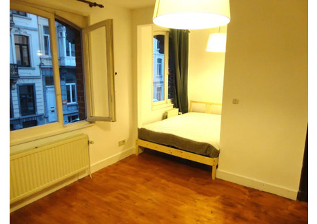 Dom do wynajęcia - Rue Stevin Brussels, Belgia, 200 m², 827 USD (3390 PLN), NET-90196537