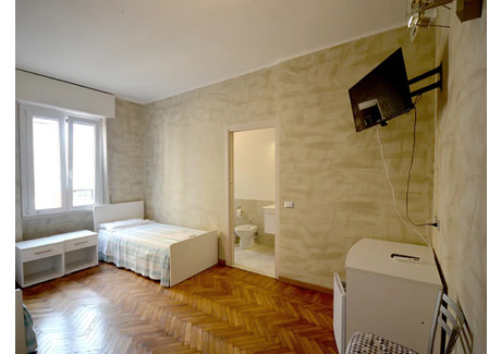 Mieszkanie do wynajęcia - Via Bordighera Milan, Włochy, 25 m², 1018 USD (4012 PLN), NET-90196811