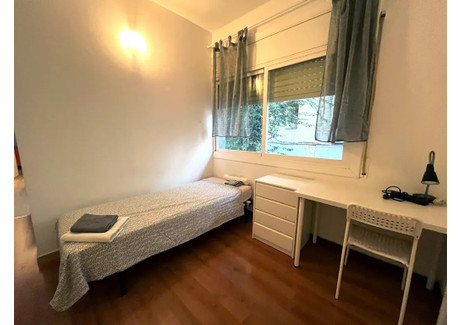 Mieszkanie do wynajęcia - Carrer del Robí Barcelona, Hiszpania, 70 m², 598 USD (2452 PLN), NET-90196896