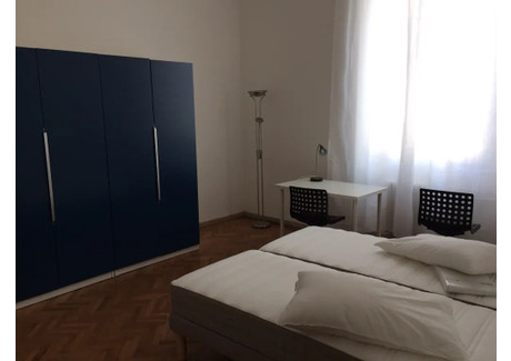 Mieszkanie do wynajęcia - Via Vittorio Emanuele II Florence, Włochy, 150 m², 541 USD (2182 PLN), NET-90197865