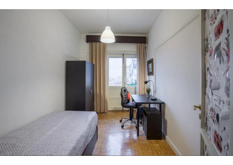 Mieszkanie do wynajęcia - Rua de Diogo Cão Porto, Portugalia, 82 m², 404 USD (1675 PLN), NET-90198088