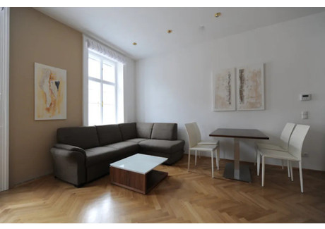 Mieszkanie do wynajęcia - Pfefferhofgasse Vienna, Austria, 49 m², 2295 USD (9593 PLN), NET-90198206